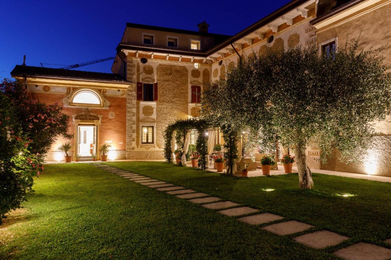 Villa Padovani Relais De Charme - Adults Only Pastrengo Zewnętrze zdjęcie