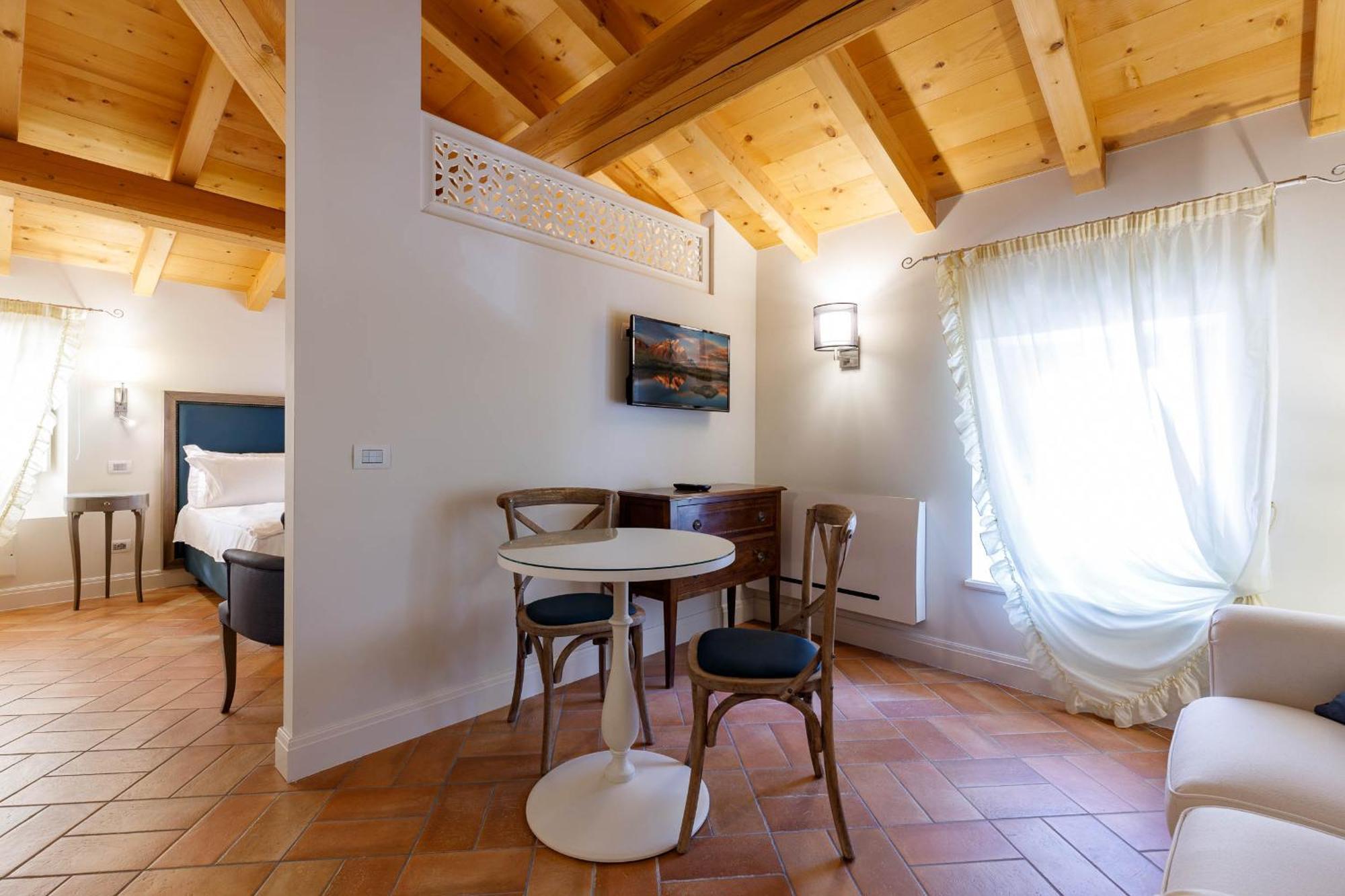 Villa Padovani Relais De Charme - Adults Only Pastrengo Zewnętrze zdjęcie