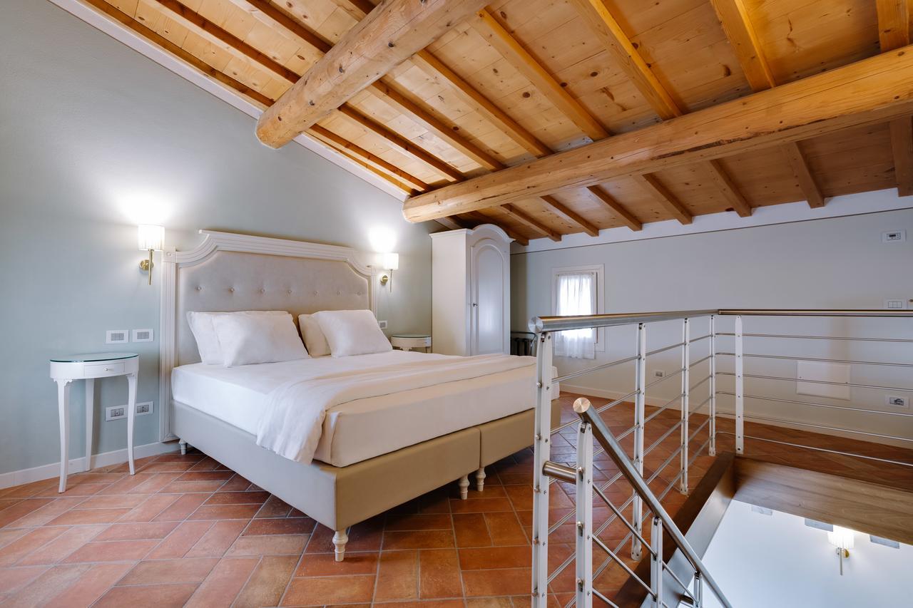 Villa Padovani Relais De Charme - Adults Only Pastrengo Zewnętrze zdjęcie